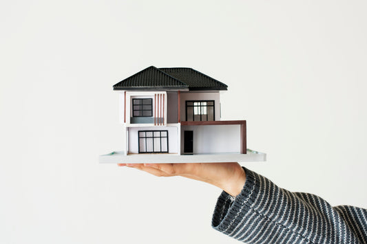 Making a Small Space Feel Bigger: Home Essentials for Renters and Tight Layouts